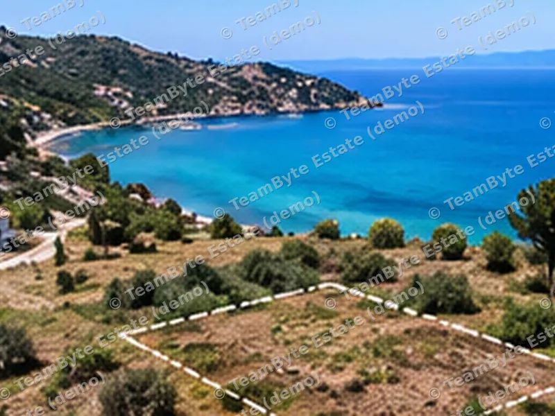Sea-view building plot in Saranda